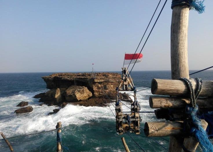 Pantai Timang